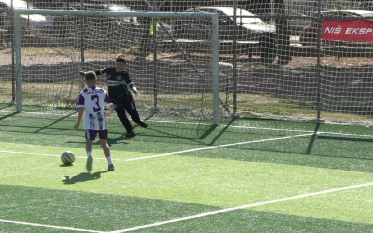 Goleada u Nišu i velika pobeda OŠ "Stefan Nemanja" nad OŠ "Branko Radičević"